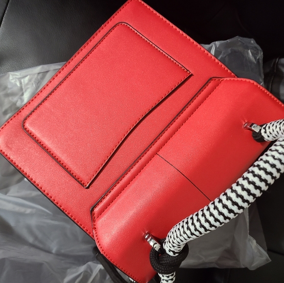 Hand bag - Picture 9 of 16